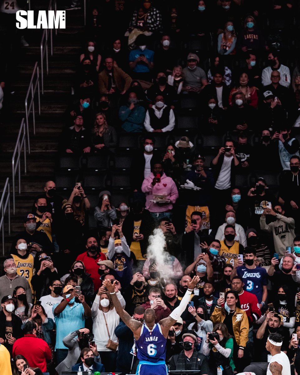 SLAMonline's tweet photo. QT with your New Year’s Resolution. 

(📸: @goodlooksfamily) https://t.co/80g1XUl2F2