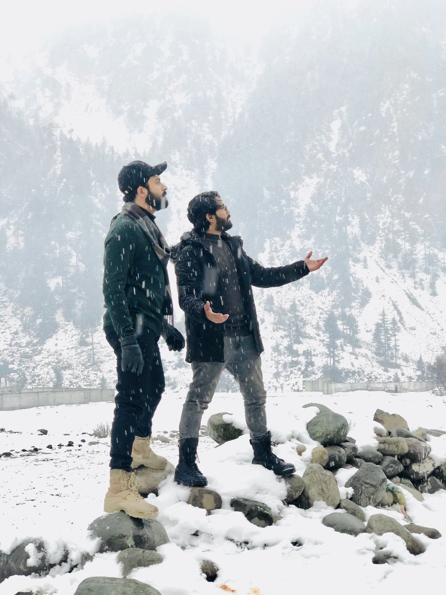 OyeeeMaDDy's tweet photo. Finally started year with delightful place 😎 Formed or arranged into strata & layers with snow 🌨
#Kalam #Swaat https://t.co/Xh9lSSnH9b