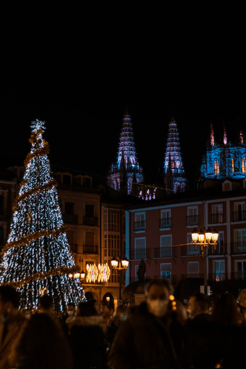mariahuido's tweet photo. Burgos en Navidad https://t.co/565CTNvI33