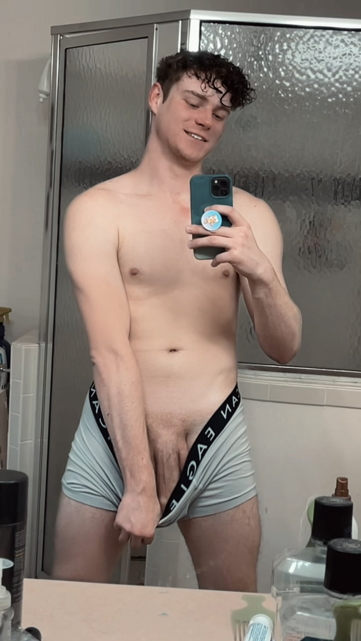 Cody Whitlock on X: Happy New Year!! Rt if youd be willing to give me my  first bj of the year 😏 t.cowAM1A2SEY7  X