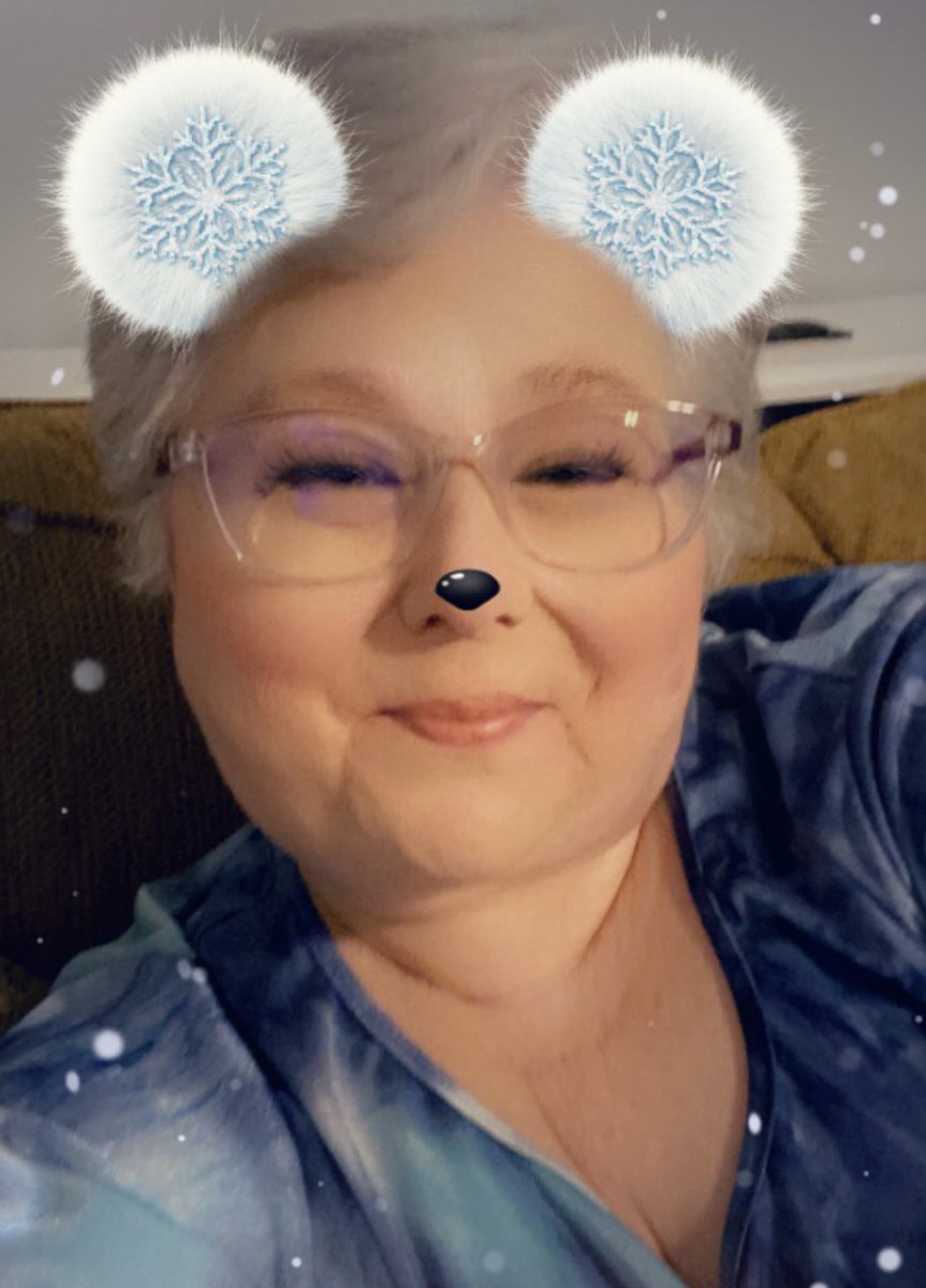 wabbittts's tweet photo. Mom’s Kidz Corner 2:30 EST on https://t.co/juoDpruBaq. Supplies needed: paper plate, construction paper, black marker, pencil, scissors, &amp; glue. Y’all come on by!! https://t.co/55JpRq6SVy
