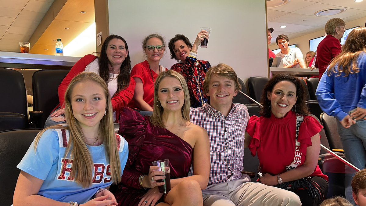 rrbarrett's tweet image. #sugarbowl Hotty Toddy!