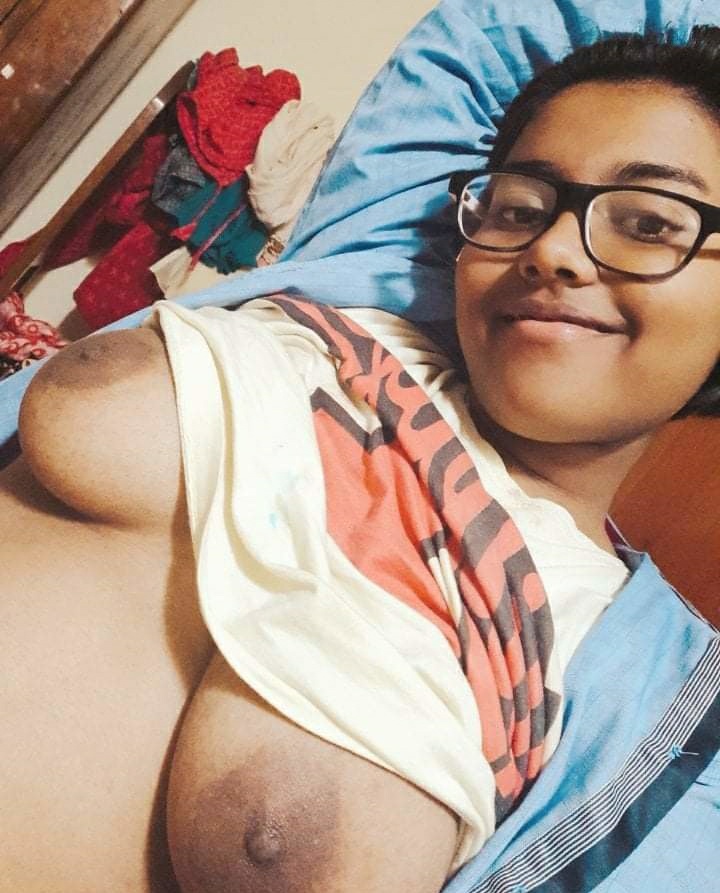 PyasaBoy12's tweet photo. Girls
Aunty 
Bhabhi 
Unsatisfied wife
married wife 
sex lovergirl 
horny girls 
horny bhabhi मुझे मेसेज करे जिनकी चुत मे खुजली हो @PyasaBoy12 https://t.co/VQ58MfsGGU
