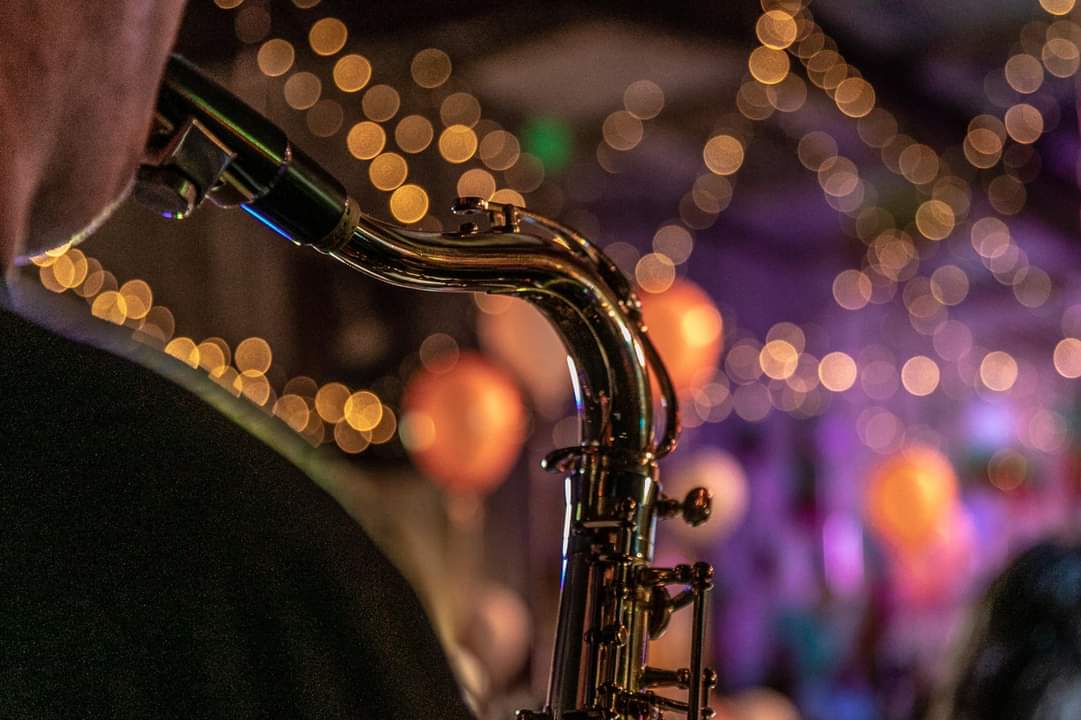 DT8live's tweet photo. Despite everything going on we’ve had the privilege of entertaining guests at some beautiful weddings and stunning venues this past year.

Looking for more than the “usual” wedding band? Pop us a message to see how our 12-piece band can keep your dance floor full...! https://t.co/TASIOwyg3J