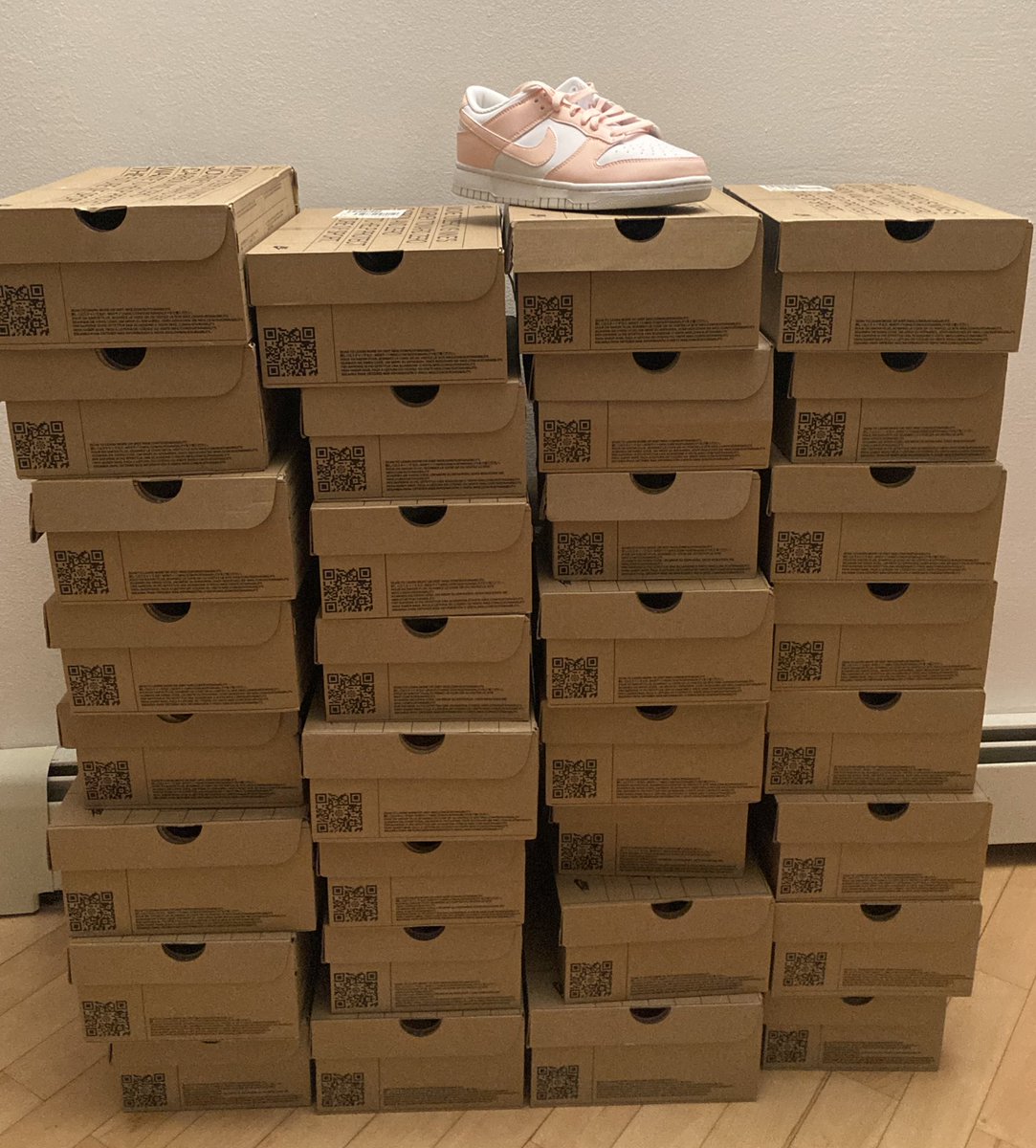 t0_je's tweet photo. 2021 ended up in the best possible way. Let’s see how 2022 will treat to me 😊

Thanks to @thunder_io and whole hard working team for this cookout and @bonzayio for best monitor in the game ❤️ https://t.co/2yL4L4JBlq