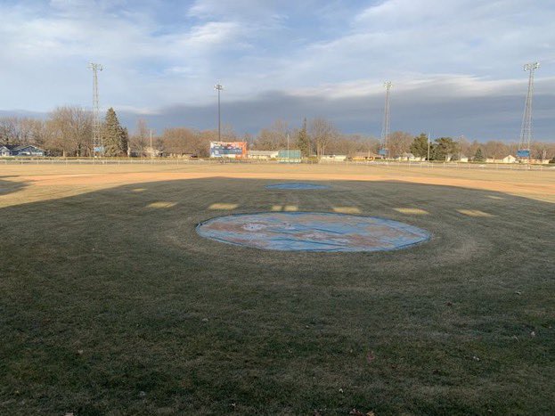 Jackson_Bulls's tweet image. Happy New Year from your Jackson Bulls. Approximately 127 days until the season opener. Full disclosure: This is the same picture as the Christmas tweet. Already went outside once today and don’t want to again. #itsreallycold