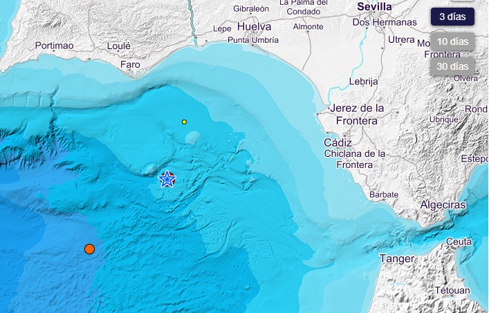 E112Andalucia's tweet photo. 🔴ÚLTIMA HORA | Registrado un terremoto en el Golfo de #Cádiz de magnitud 4.4 sin que haya constancia de daños materiales ni personales.

▶️ @E112Andalucia recibe cinco avisos de personas que han notado el sismo en #Huelva, Lepe, Ayamonte, Cartaya e Isla Cristina. @IGN_Sismologia https://t.co/9AqUcnT5V9
