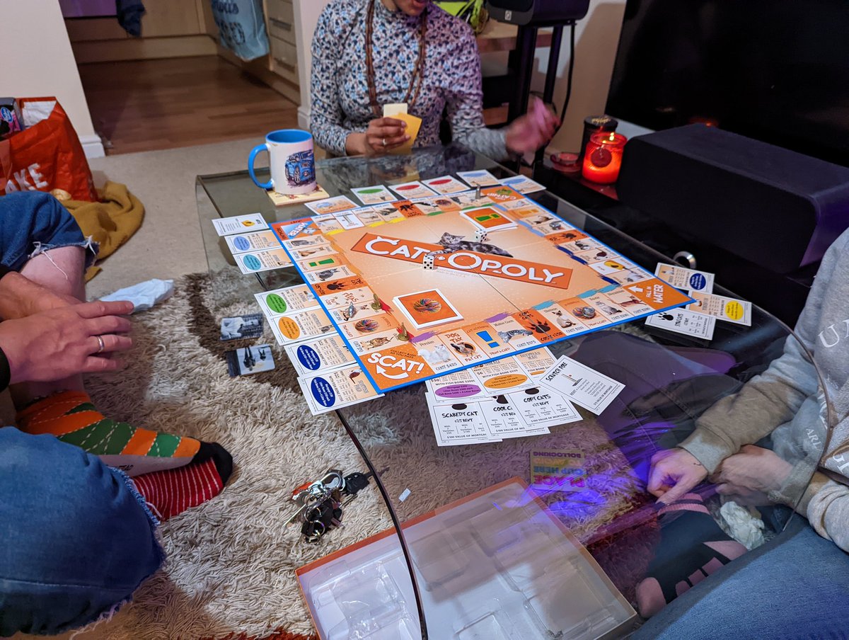 LeeEagleton's tweet photo. Fun night in playing catopoly with @siany_flo @Popbangcolour and wife #CatOpoly https://t.co/IB62978QaJ