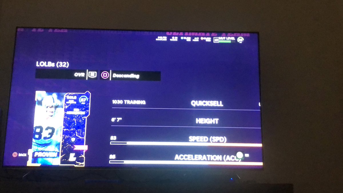 benifit7's tweet photo. @EAMaddenNFL can you please address the player comparison issue. This is ridiculous. https://t.co/U8Dh5xVmcK