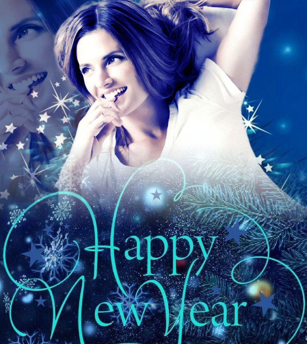 ✨✨✨✨Happy New Amazing Year everyone !!! #StanaKatic  ✨✨✨✨ 🥂🍾 🎆🎇🎉🎊