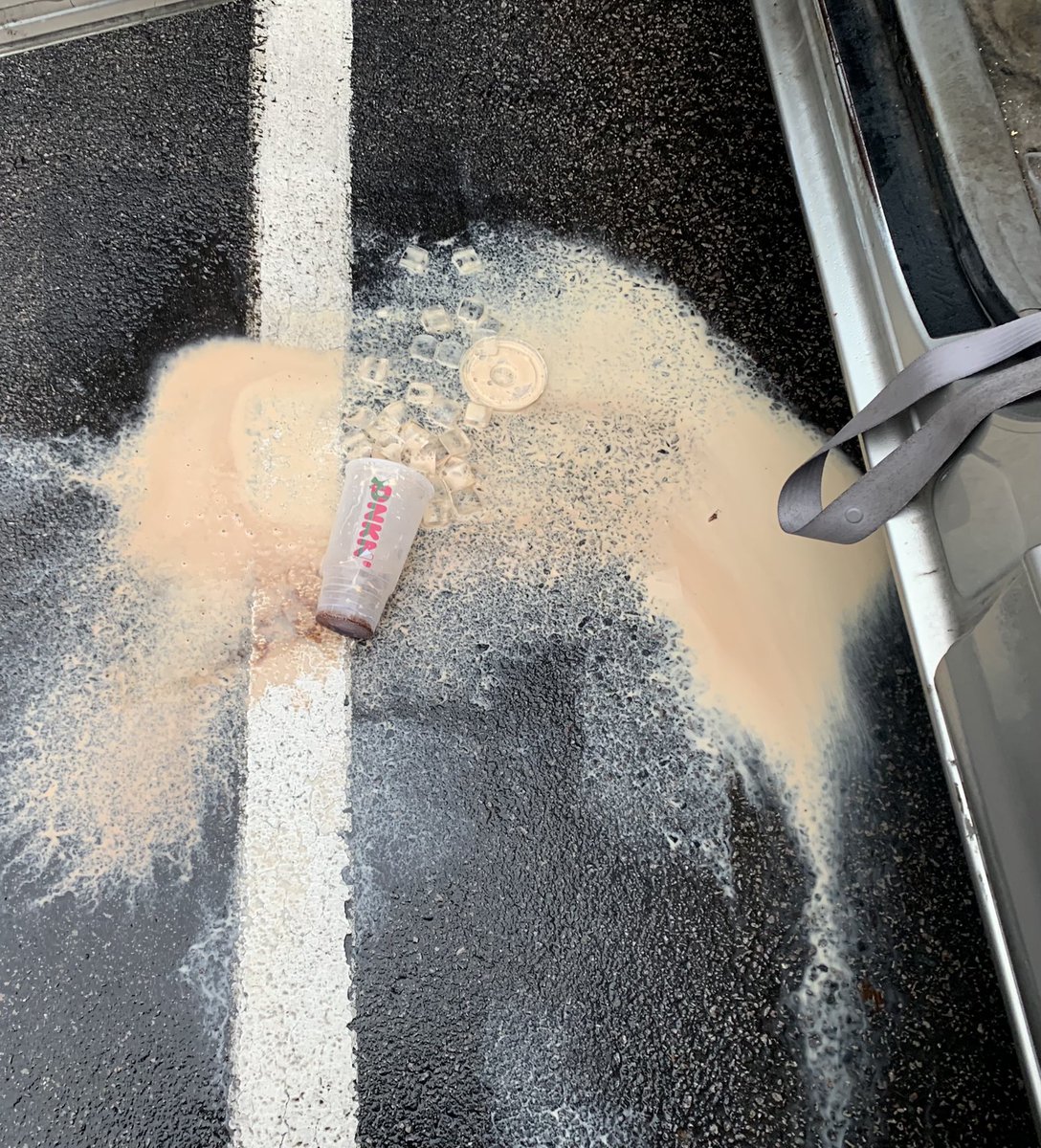 SpiritClique's tweet photo. @DunkinBoston @dunkindonuts HOLY SHIT GUYS! This is the third coffee we spilled this week… can’t you PLEASE go back to your older, more stable cups? #CoffeeTime https://t.co/fc1Hv66n8k