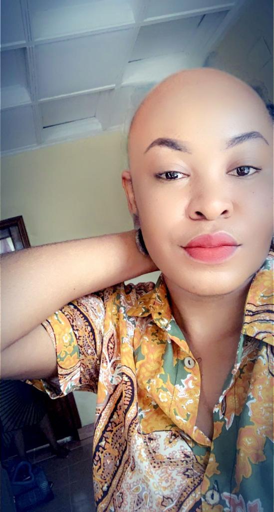 manya_serge's tweet photo. Je formule mes vœux les meilleurs de plein succès et réussite à mes deux bonnes amies, mes deux Christelles: "mon Dircab #LUSAMBA @Dazynick1 et ma chargée des Finances #MBUYAMBA @lagrandekrys ".
JE VOUS AIME BIEN !
Vivez les bontés et les merveilles de Dieu cette année 2022. https://t.co/ZTWMGTI01E