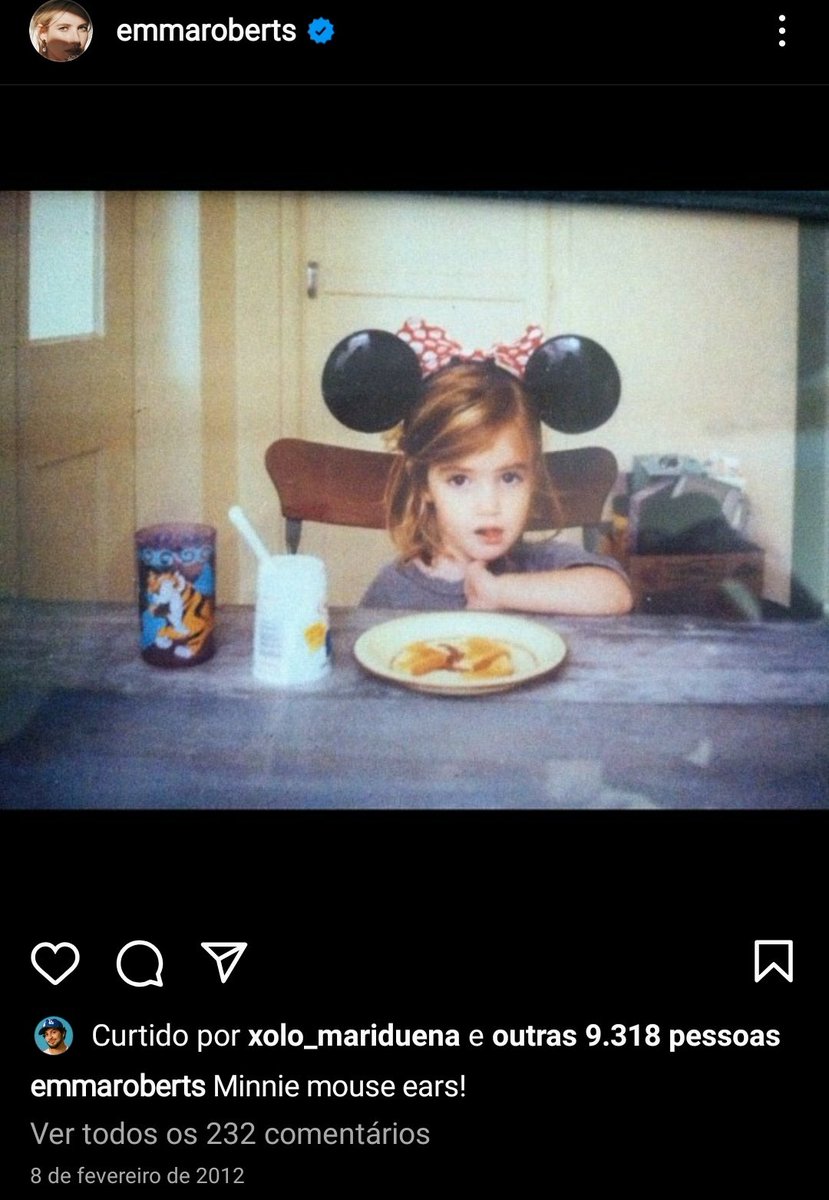 Na reunião de Harry Potter, usaram uma foto de criança da Emma Roberts no lugar da Emma Watson.