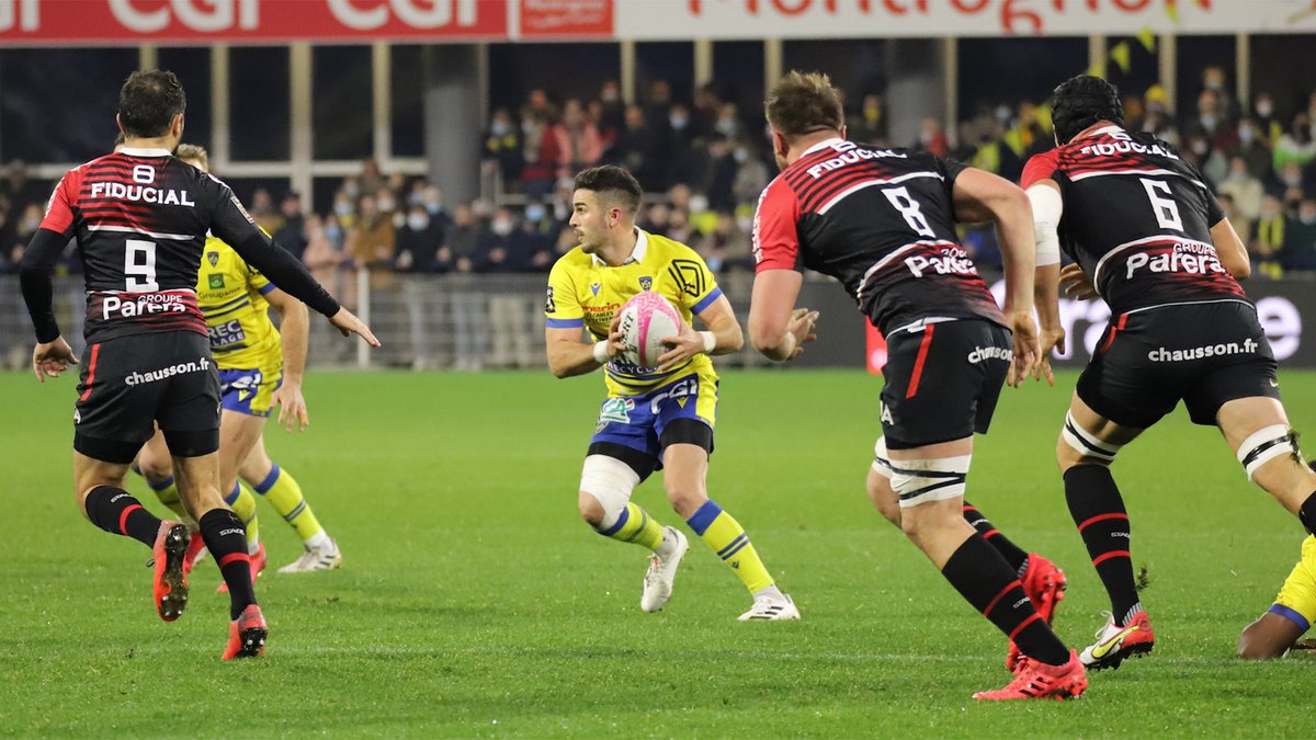 #ASMST Au bout du combat, Clermont tient sa victoire 

Portés par des avants conquérants et un Camille Lopez décisif, Clermont tient sa victoire face à Toulouse. 
#YellowArmy 💛💙

Le compte rendu de la rencontre 👉bit.ly/3zdOPtS
