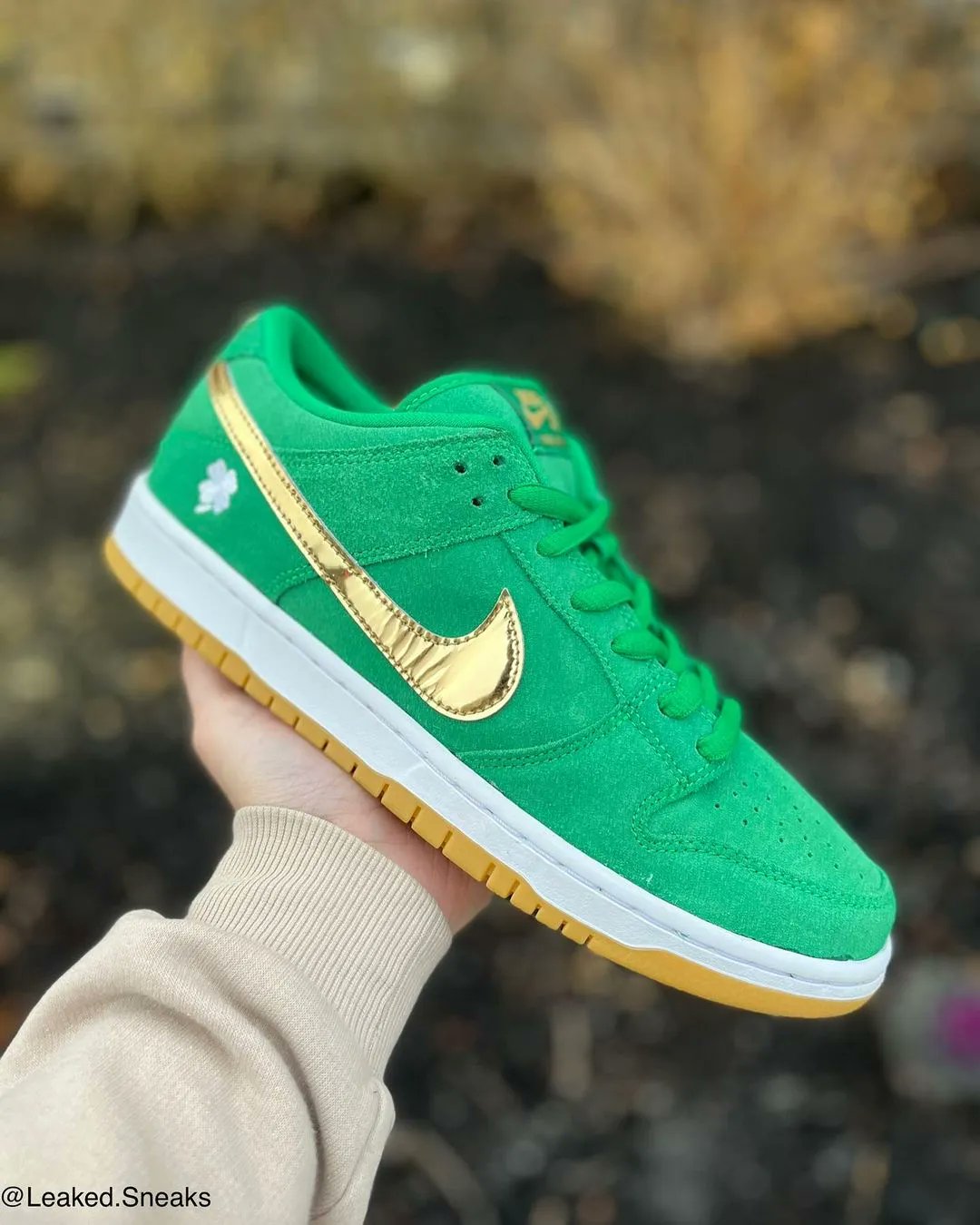 Sneaker News on Twitter: