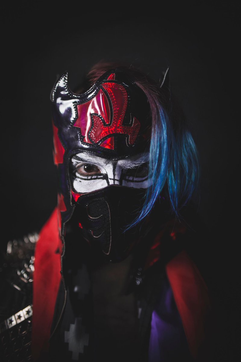 GRACIAS!!!

Que tod@s tengamos Lucha Libre para rato!

Viva Le Punk!!

#luchalibrechilena #luchalibrebarcelona #britwres #wearegwf #italianwrestling