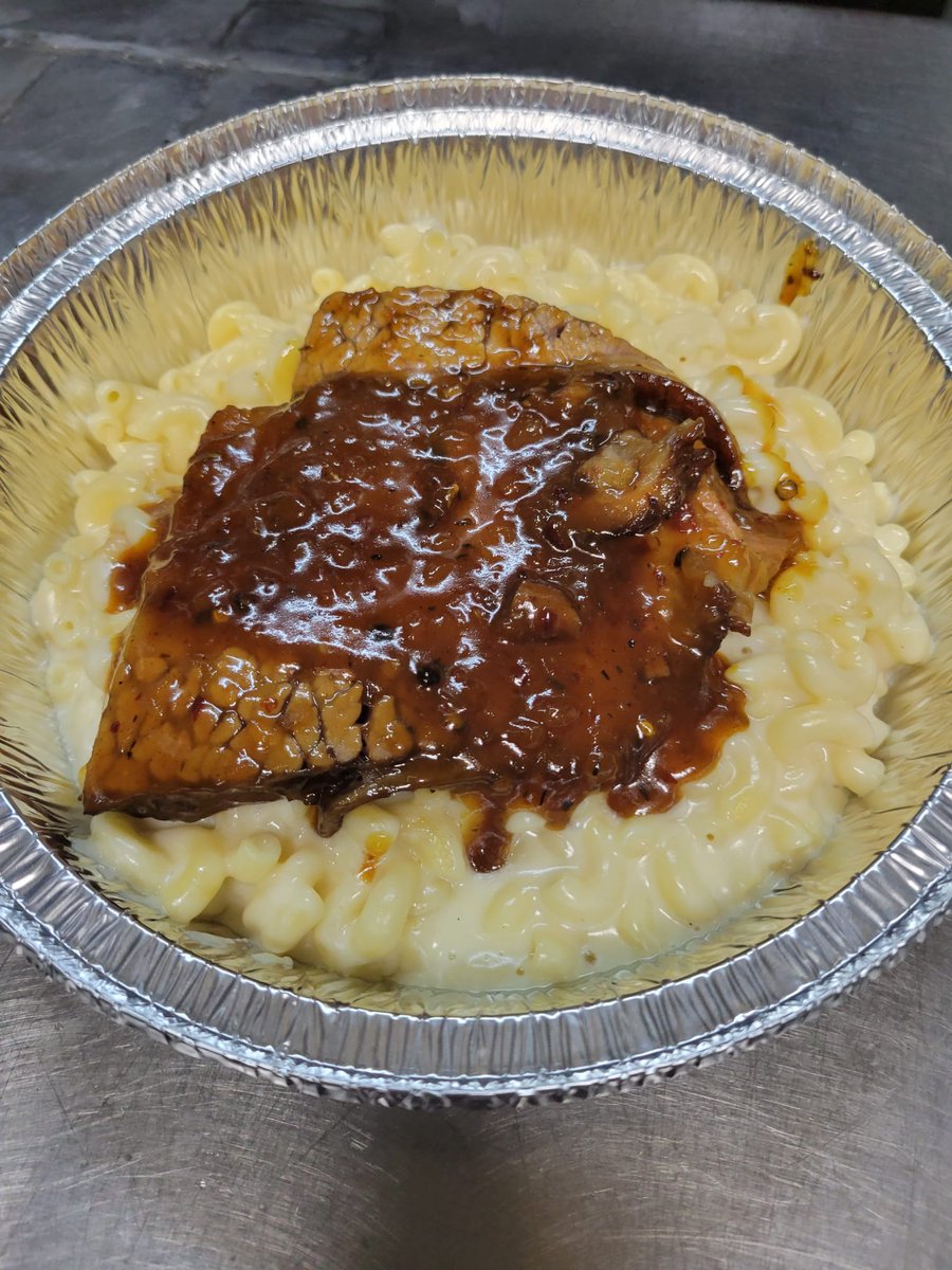 cherubini_fanny's tweet photo. @bois_boite kit à mac and cheese et une portion de brikset avec sauce gold https://t.co/S1ppkqj22v
