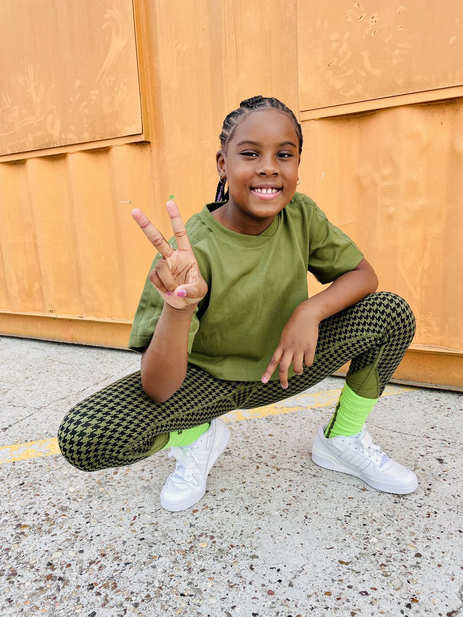 FredAgho_'s tweet photo. My daughter hi-key swaggy!
#PrincessMilan X #IvyPark https://t.co/MNqdRUAvxS