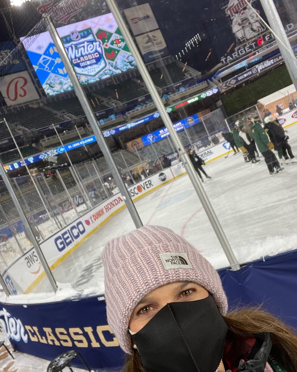 JenBotterill's tweet photo. Happy New Year! 

NHL Winter Classic tonight!

It’s FRESH😄 

… and the atmosphere is magical! 

#nhlwinterclassic #winterclassic2022 https://t.co/s41Ck0QzQy