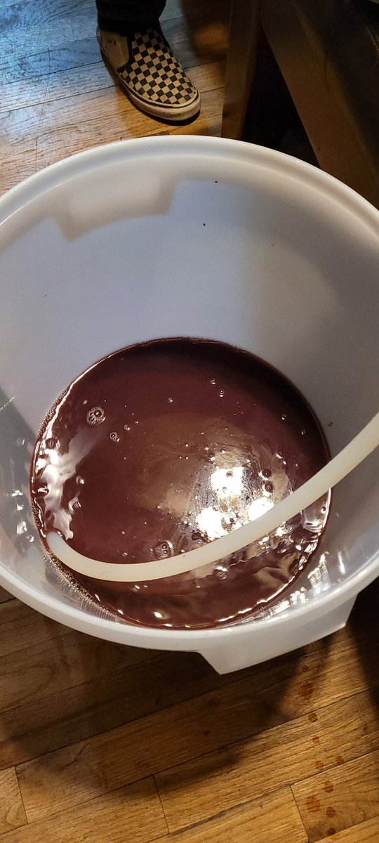 FinnFreyrson's tweet photo. Just doing what I love! 2 batches of mead racked to the secondary. Started w/traditional meads &amp; now the Magic happens. Boysenberry w/red pepper and oak &amp; a cherry blend! #Mead #Homebrewer #MidgardBrewing #WintersKiss #TheDedication #LineageTheSeries #SilvermoonProductions https://t.co/OQlneteYSy