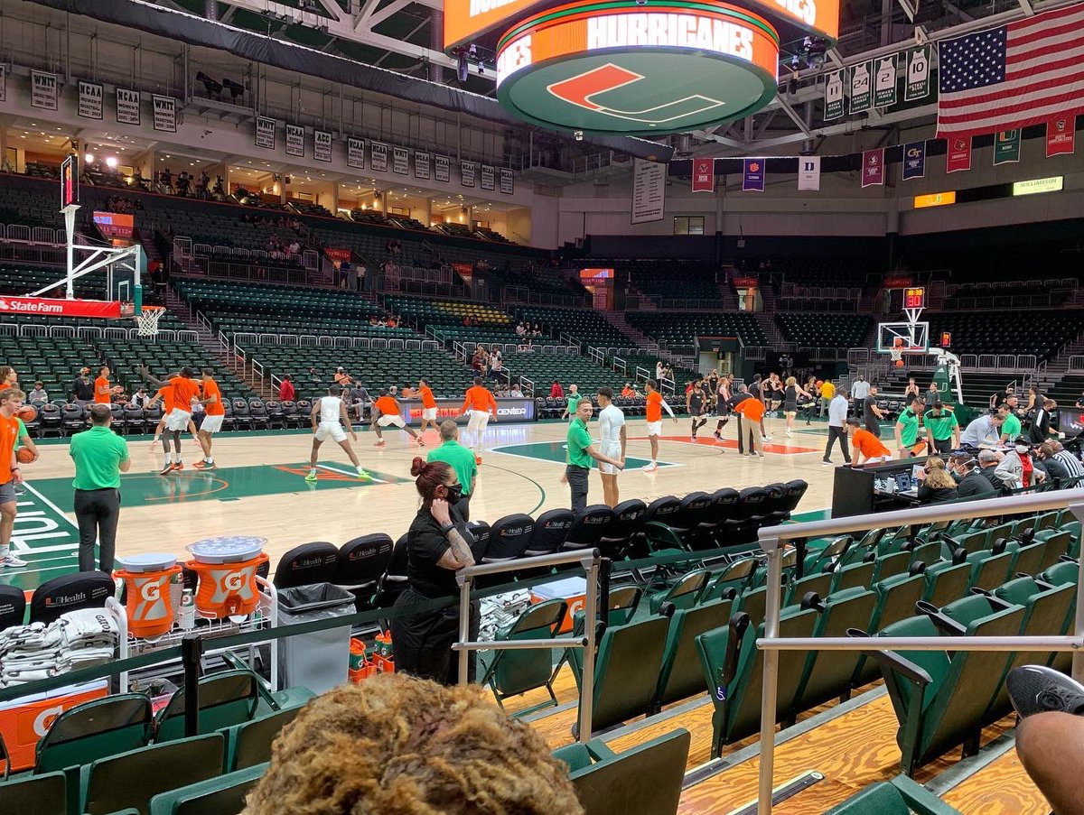 #godeacs <a href="/ForbesWakeHoops/">Steve Forbes</a> <a href="/Wake_FrankD/">Frank Davis</a> first time in 25 years for my old Wake roommate and I at a bball game together!! So pumped.