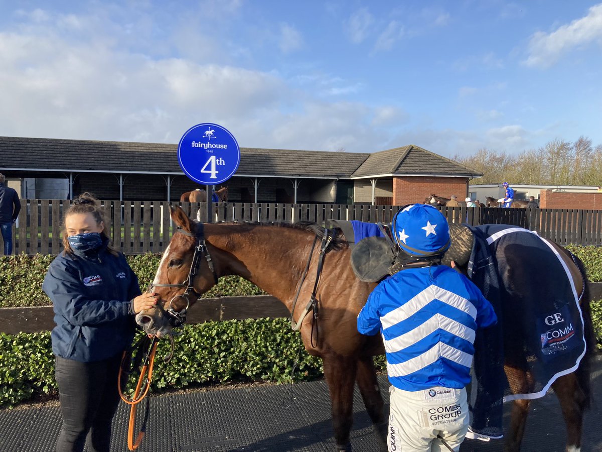 GoldmanRacing's tweet photo. A good first run for Annie today and we are delighted to be back racing .. Thanks to @luke_dempsey for the ride today.. @gelliott_racing https://t.co/WICJFb2uU0