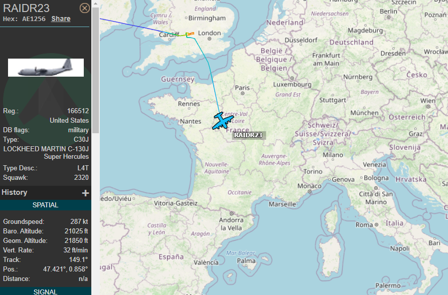 vcdgf555's tweet photo. 🇺🇸US Marine Corps KC-130J 166512 #AE1256 out of 
🇬🇧 RAF Brize Norton, callsign RAIDR23, currently over central 🇫🇷 France. 

Crossed the pond overnight.
(@ADSBexchange) https://t.co/0dBkfyuz44