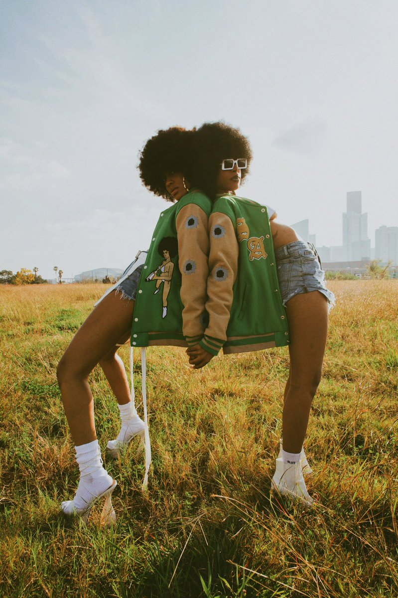 nolovescott's tweet photo. Can y’all make this photoshoot for my brand go viral? 🐎 https://t.co/JW8DwOAq5a