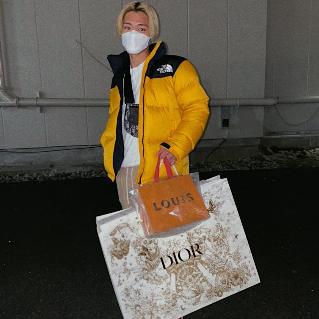 japan_alien's tweet photo. 2021>2022
あけましておめでとうございます🎍🐯
今年もよろしくお願いします🙏🏽 https://t.co/zrh6tMJfeH