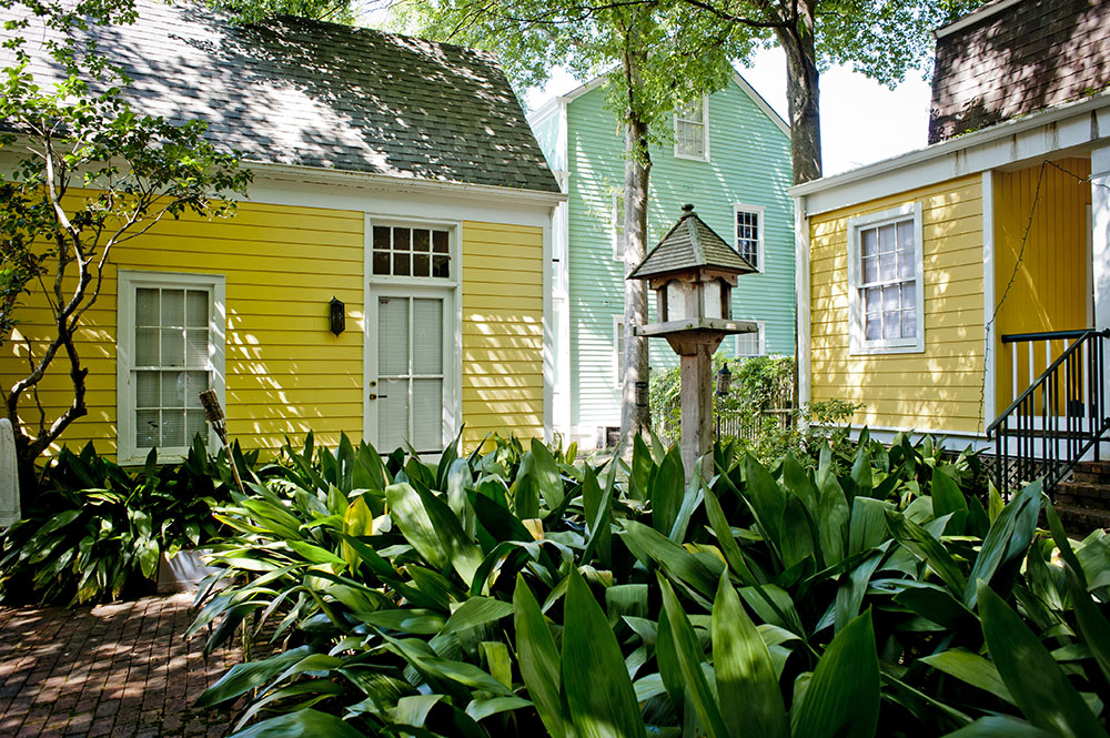 Okay, just a few more pictures. It's an entire neighborhood, after all! Without a doubt one of the best off campus developments I've come across.

Find more pictures &amp; learn more about the history of the project here, I can barely do it justice on Twitter
cottondistrictms.com/university-dri…