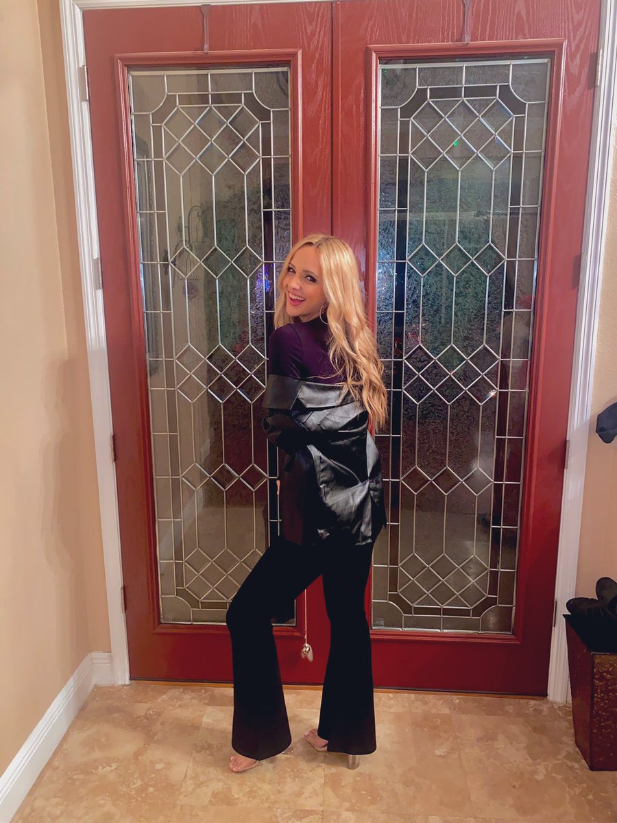ACookseyMusic's tweet photo. Saturday 🥰 https://t.co/kWDmrMHKfR