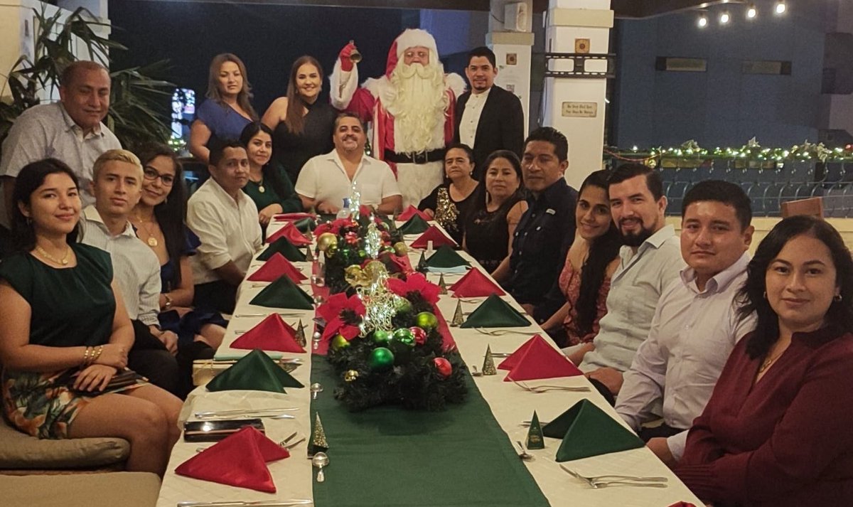 veronicabad's tweet photo. Por muchos años más de lucha!
Felices son aquellos q" se atreven con coraje a defender lo q' aman (Ovidio)
#Feliz2022
@gemamoreiraec @edgar_guachi
@BoscoVera @Gabycarreno05
@MiguelWildember @alexismier4 @PaulArteaga17 @XavierPibaque05
@ShirleyML15 @MariaBe79495413 @cquimiscastro https://t.co/EQT8lqOvzu