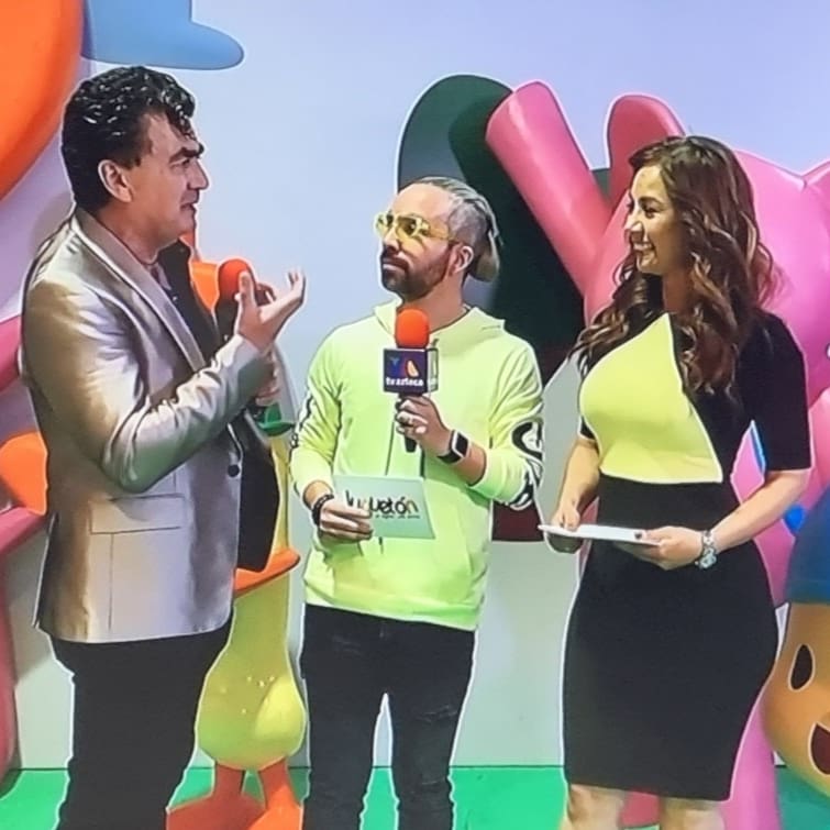 magoarisandy's tweet photo. Gracias a la producción de @JuguetonAzteca @Vive_Oficial a @amastv  @Azteca , Juan Carlos Benasxi a la gran @MarbeValencia que estuvimos en la conducción para poder participar en tan noble causa. https://t.co/ePFLgEtEYT