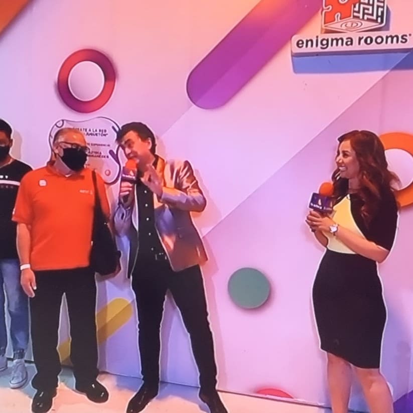 magoarisandy's tweet photo. Gracias a la producción de @JuguetonAzteca @Vive_Oficial a @amastv  @Azteca , Juan Carlos Benasxi a la gran @MarbeValencia que estuvimos en la conducción para poder participar en tan noble causa. https://t.co/ePFLgEtEYT