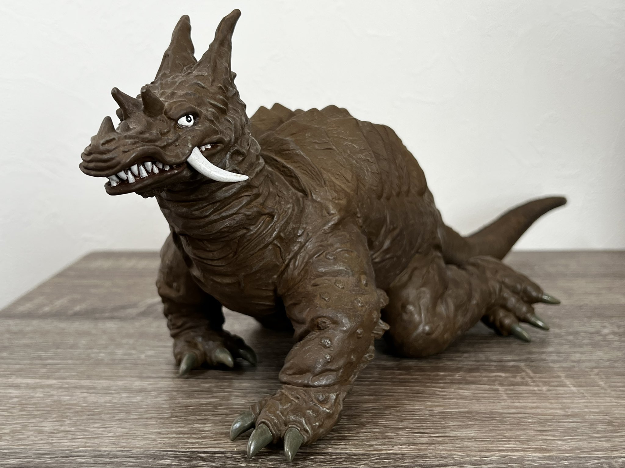 ビリケン商会　パゴス　ソフビキット　組立品 キヌタぬき على X: 