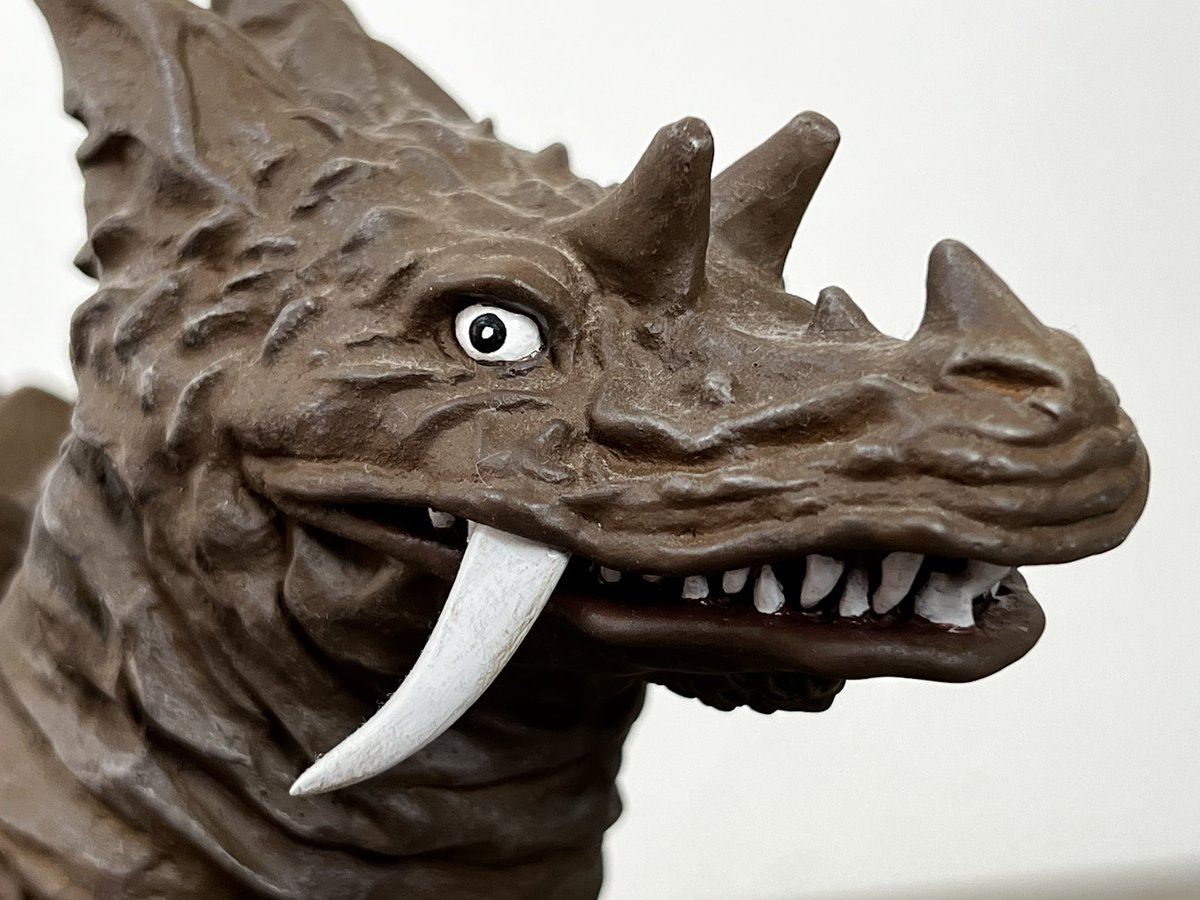 ビリケン商会のソフビキットでお祝い。 地底怪獣パゴス このパゴタ