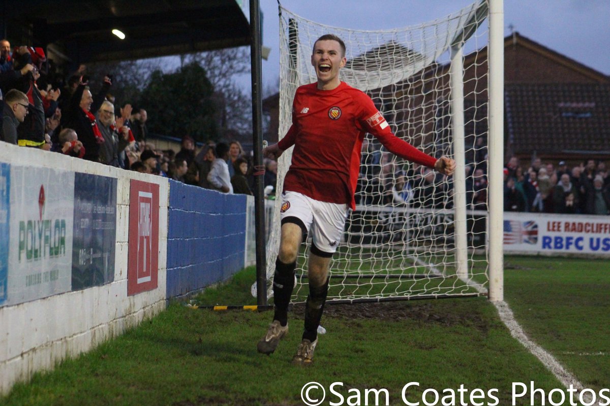 Time for another <a href="/FCUnitedMcr/">FC United of Manchester 🟥⬜⬛</a> solobreation courtesy of <a href="/JoeDuckworth4/">Joe Duckworth</a> 🔴⚪️⚫️📸⚽️