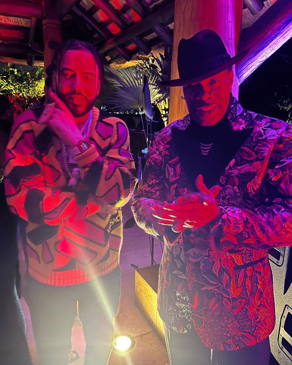 BustaRhymes's tweet photo. 2022 WE HERE!!!!!!!! Only Good Vibes &amp; Amazing Energy Allowed 💎
HAPPY NEW YEAR TO THE PLANET Salute @Diddy @kanyewest @FrencHMonTanA @JDior_ @LondonOnDaTrack https://t.co/2lcgj8OH7y