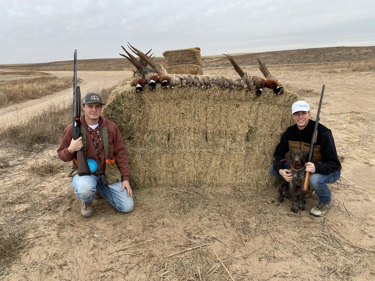 Springst1Jarrod's tweet image. I get to take on 2022 with my best friend!