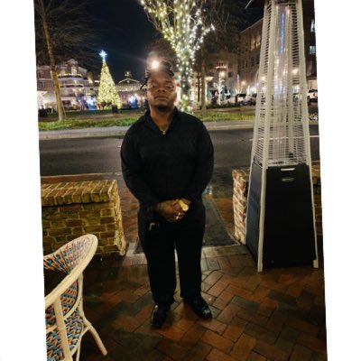 burtch_timothy's tweet photo. #NewProfilePic https://t.co/maq07DL0MN