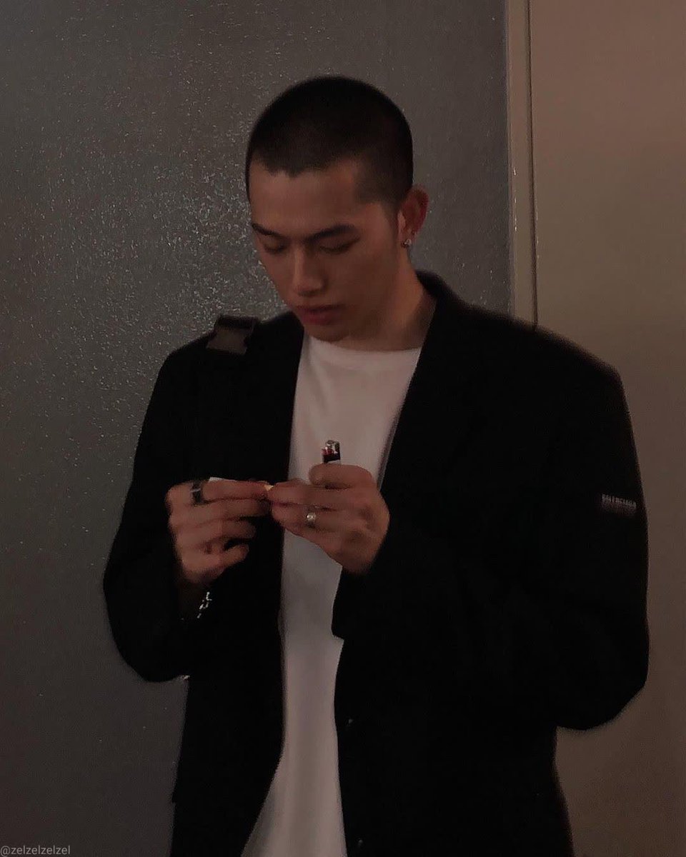  ᅟᅟᅟ tweet media