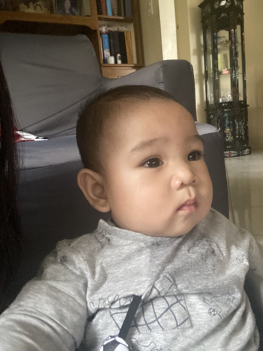 Happy 6 months dionskie!!! Wala lng tah cake basi ma one week nman sa ref kg ndi ma ubos2x.. hahaha… (yuuudi pde na cya maka puree) 😂😂😂
