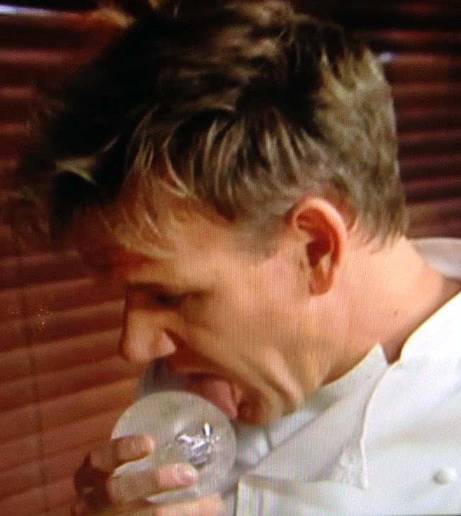 Gordon Ramsay licking a crystal ball with no context https://t.co/6cDZsovARX