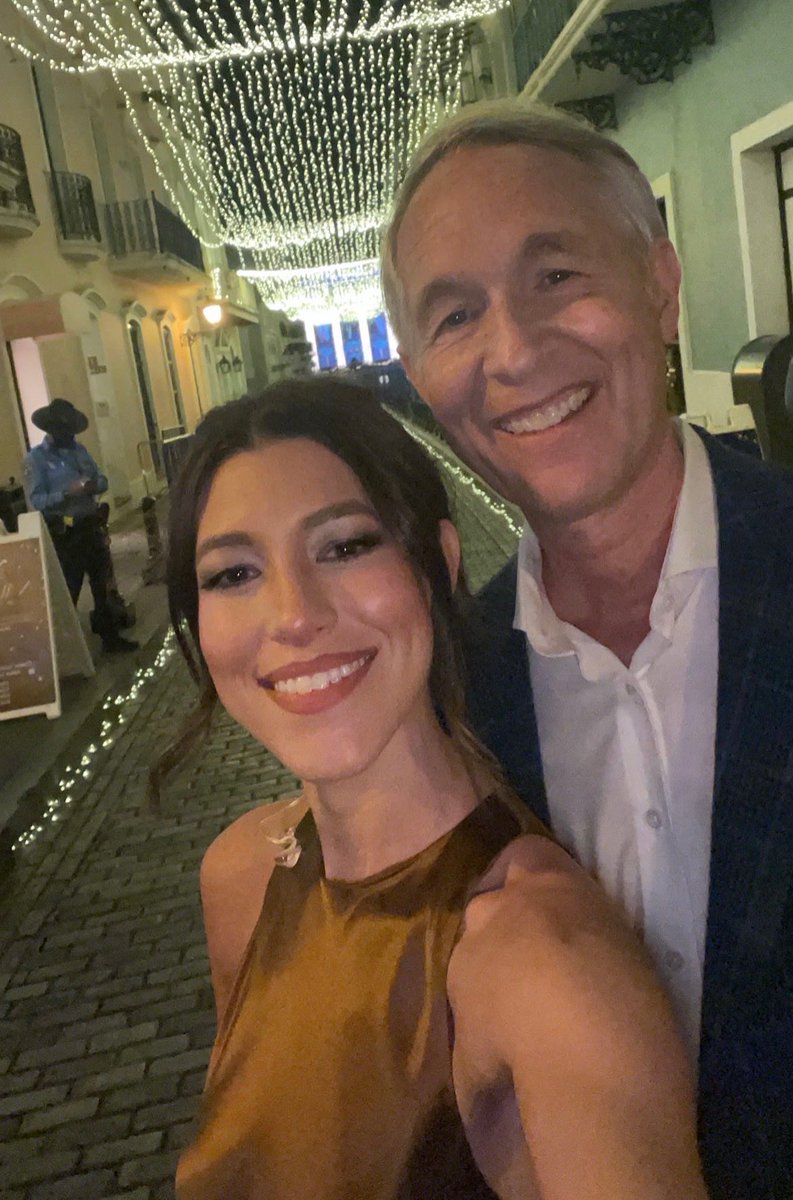 Gary Tuchman tweet media