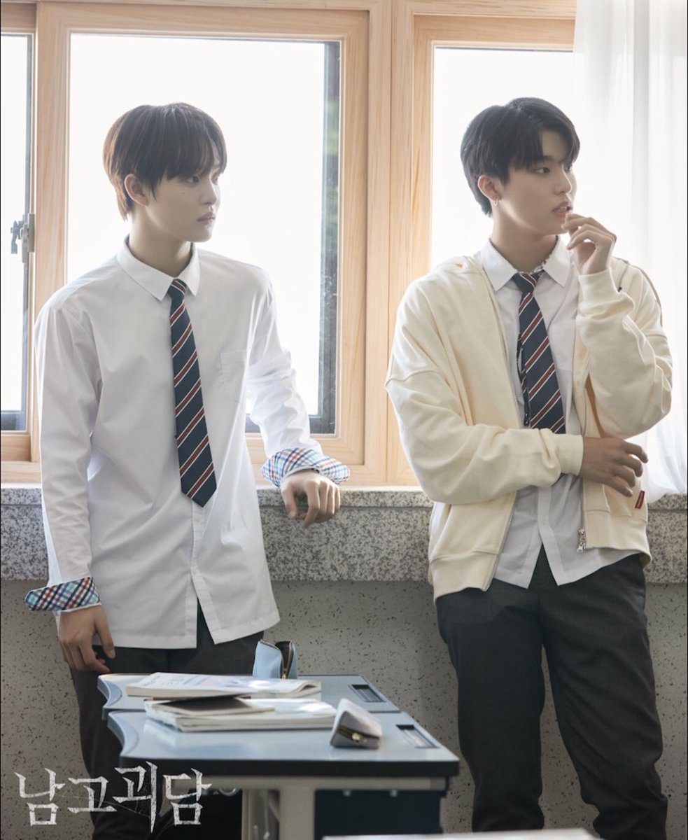 hoontttop21's tweet photo. [Mysterious Class] Ep. 8 Behind Photo 📸
.
.
.
#TREASURE #트레저 💎
#남고괴담 #MysteriousClass 🎬 https://t.co/MbybtlWj0w