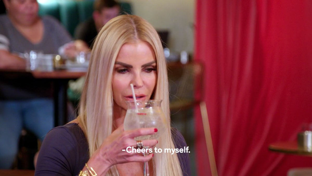 queensofbravo's tweet photo. When I do the bare minimum: https://t.co/nLGrnDxgLi