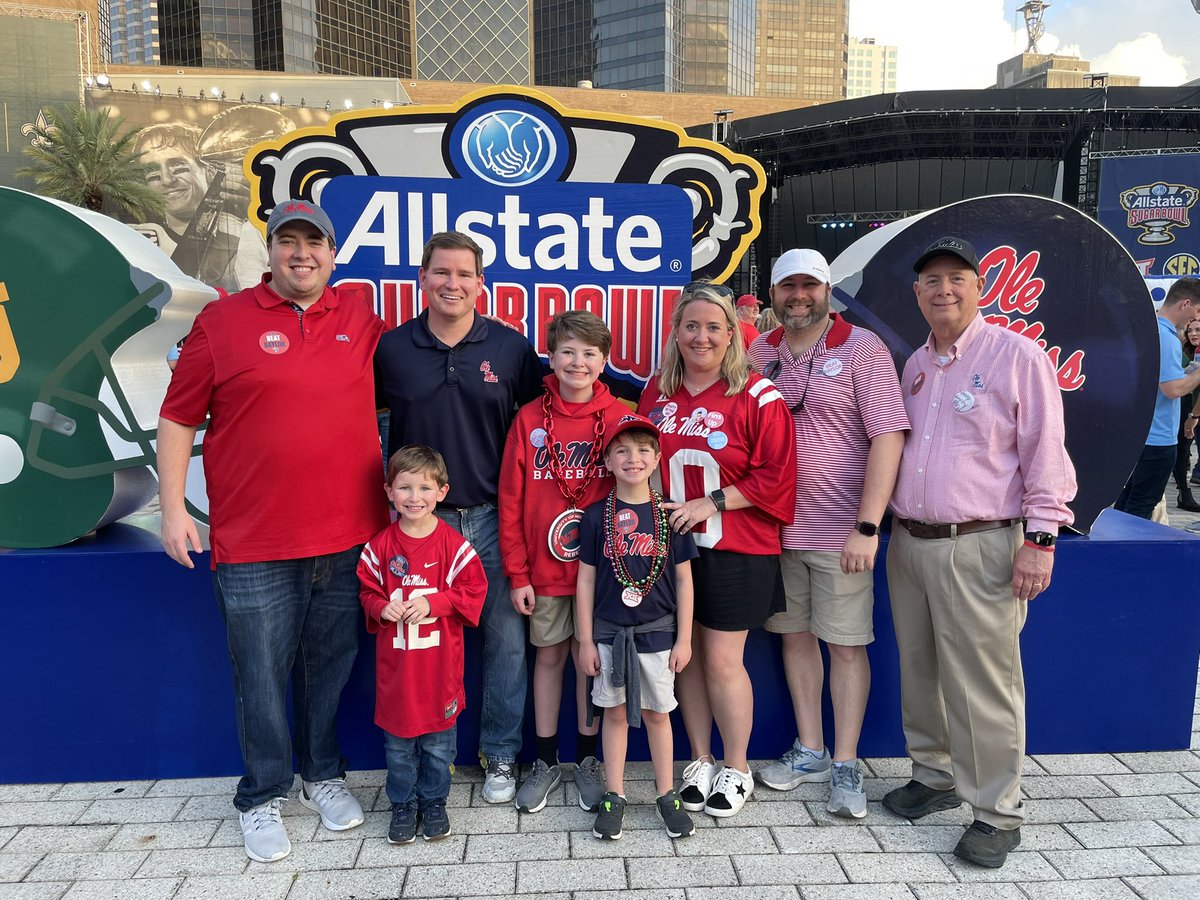 mclath726's tweet photo. Hotty Toddy! #SugarBowl #LaneTrain https://t.co/O2bUOjH3s3