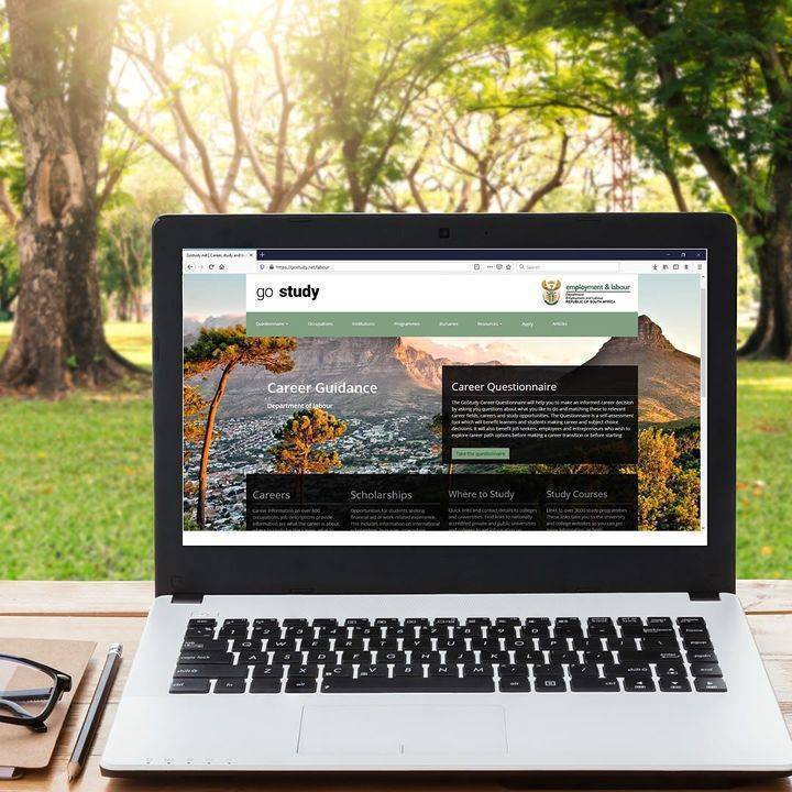Good morning, Try out the GoStudy Career Questionnaire it will help you to make an informed career decision by asking you questions about what you like to do and matching these to relevant career fields, careers and study opportunities. ow.ly/l3p430rIbTt