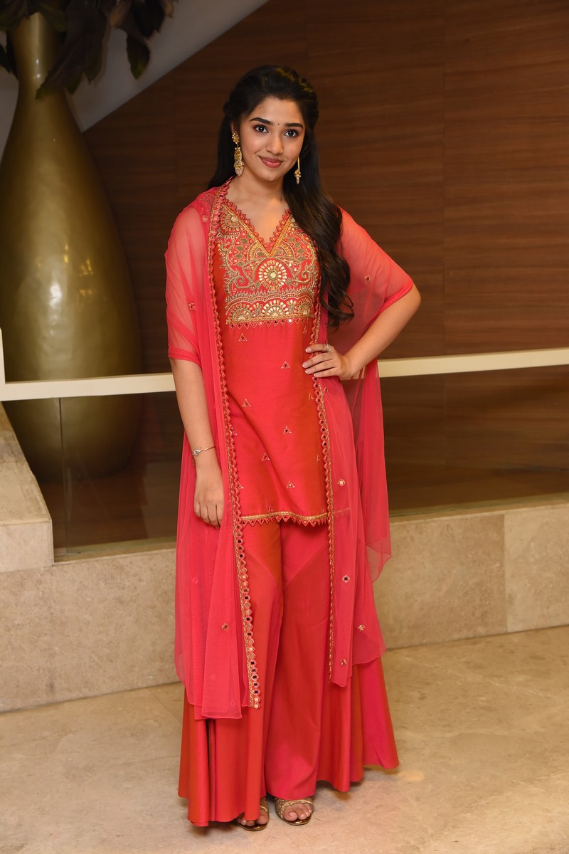 Actress #KrithiShetty at #AhAmmayiGurinchiMeekuCheppali Movie First Look Launch 

@IamKrithiShetty #SudheerBabu #AAGMC #AAGMCFirstLook