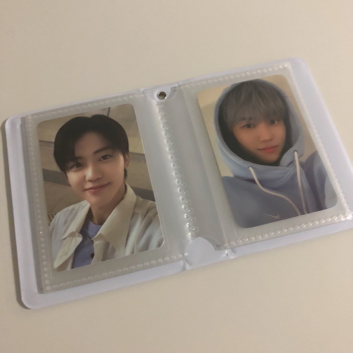 luve813's tweet photo. wts / help rt 🇲🇾
readystock collect book binder photo album
. rm15 exc postage
. new
. 20 pages (can put 20 photocards)
. postage: rm8 wm/ rm13 em
#pasarSKZ #pasarNCT #pasarATEEZ #pasarTREASURE #pasarTBZ #pasarBts #pasarsf9 #pasarBlackpink #pasarsvt #pasarENHYPEN https://t.co/uwE3c4Kq8c
